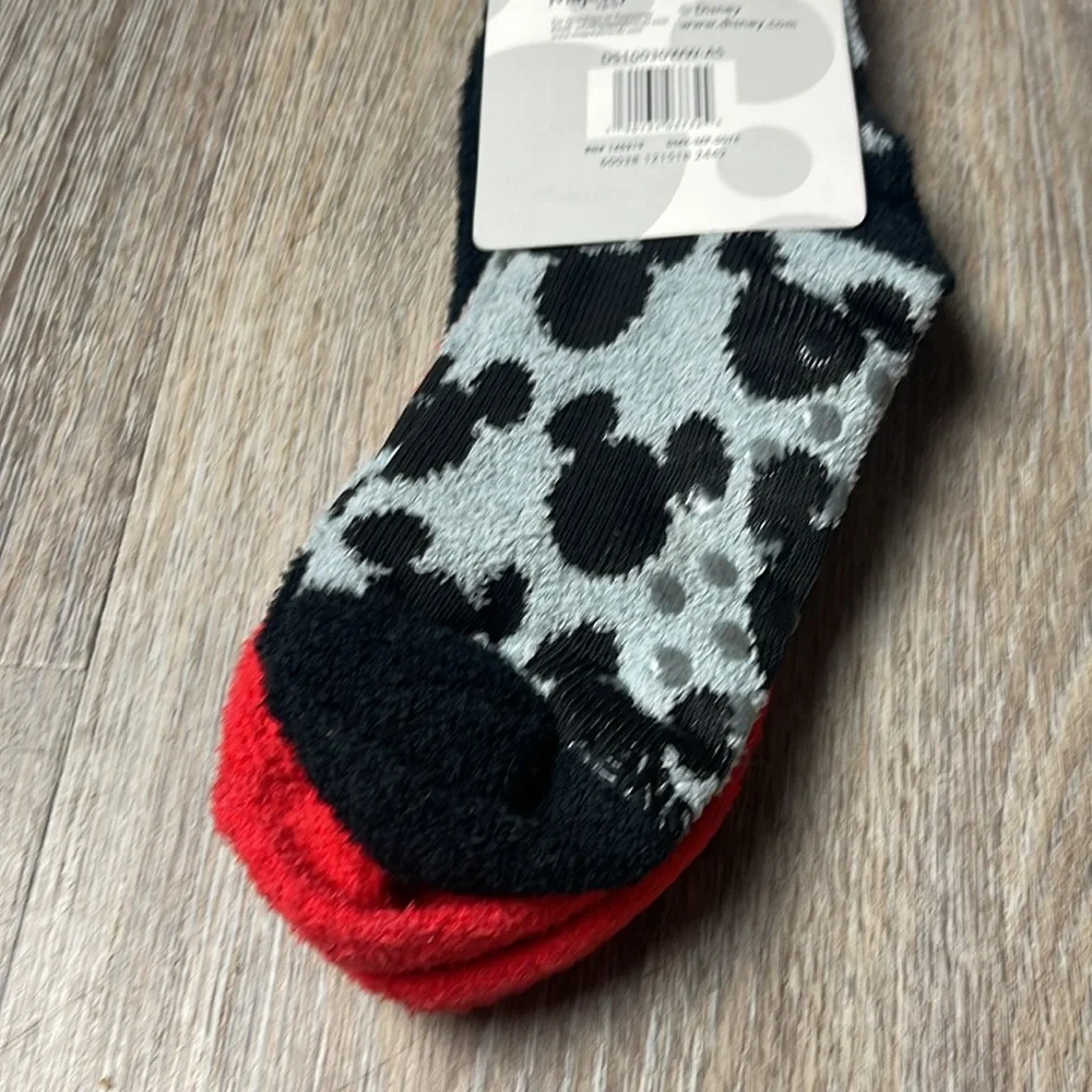 Disney Mickey Mouse Majesty Spa 2-Pack Socks w/Aloe Vera Size 4-10
